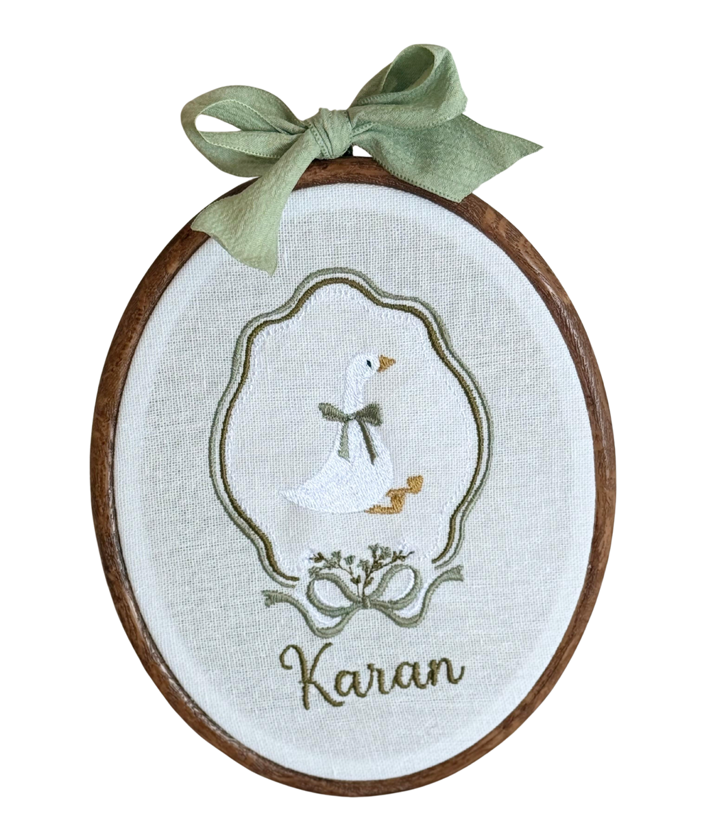 Tambourin de bienvenue, broderie personnalisée – Edenelle création