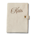 Protège carnet de santé personnalisé - Gaze de coton beige brodé personnalisé au prénom de bébé — Eden