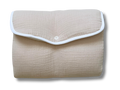 Tapis à langer nomade - Gaze de coton beige brodé personnalisé au prénom de bébé — Edenelle Création