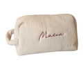 Trousse gaze de coton personnalisée  2 - Beige brodé personnalisé au prénom de bébé — Edenelle Création