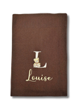Couverture maille personnalisée - Brun brodé personnalisé au prénom de bébé — Edenelle Création